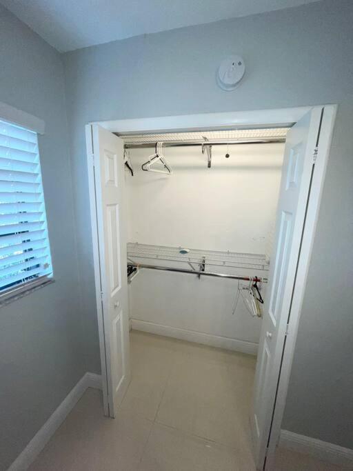 Modern Miami Oversized 3 Bedroom In Central Location Exterior foto