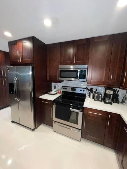 Modern Miami Oversized 3 Bedroom In Central Location Exterior foto