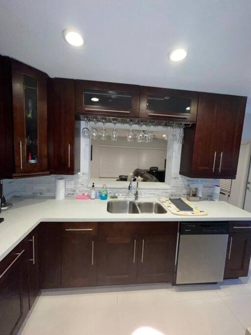 Modern Miami Oversized 3 Bedroom In Central Location Exterior foto