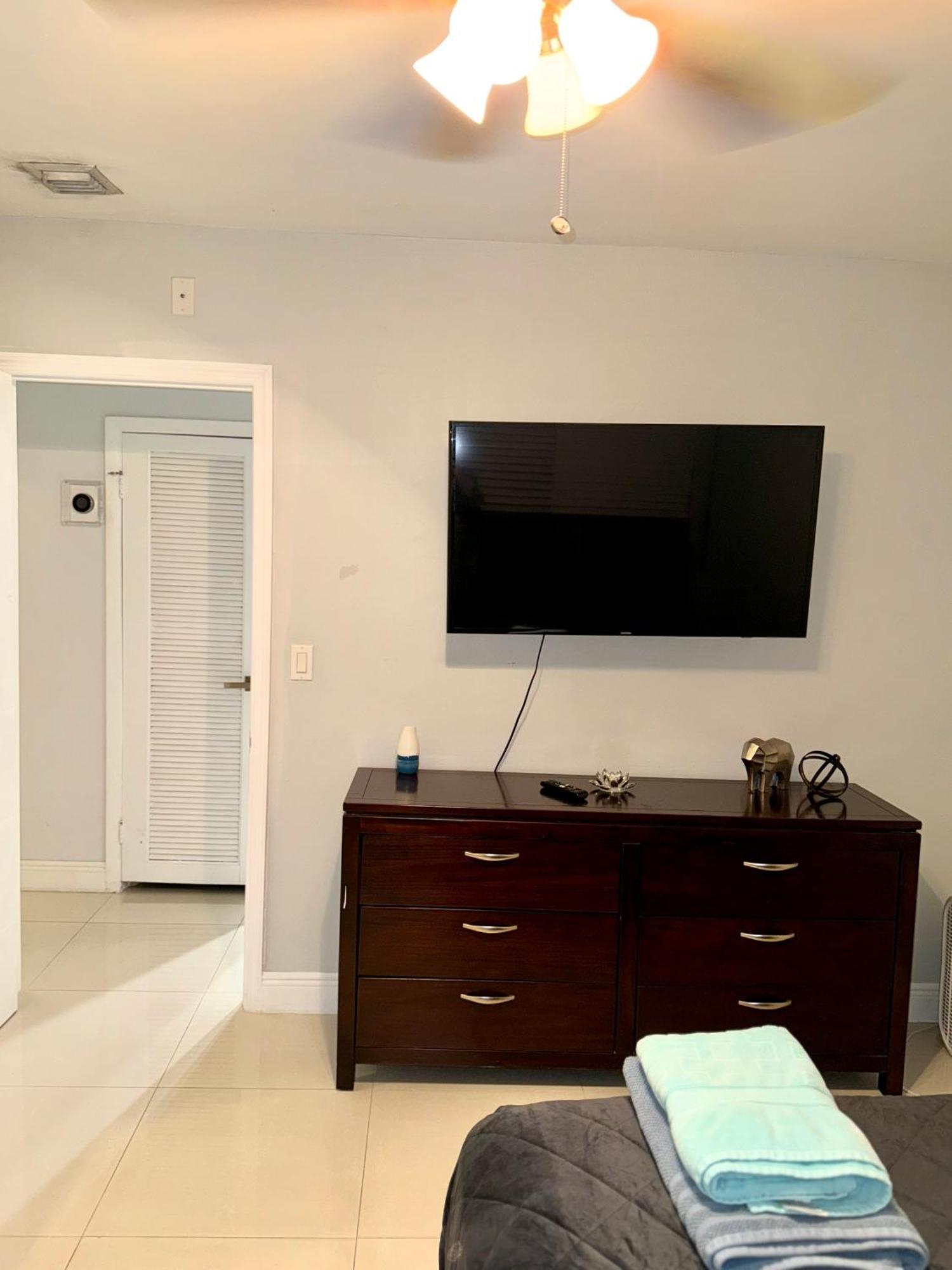 Modern Miami Oversized 3 Bedroom In Central Location Exterior foto
